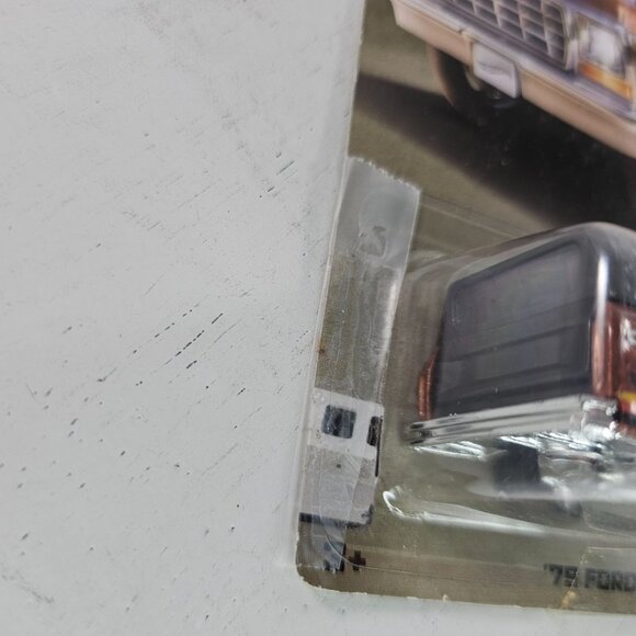 Hot Wheels Rad Trucks 79 Ford Pickup 3/8 1:64 Scale - Picture 4 of 6